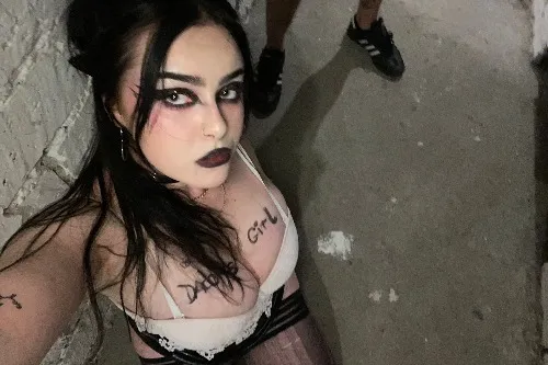 Okładka galerii: Goth Soft Submissive Girl
